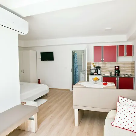 The Garden Rooms&suites Bed & Breakfast